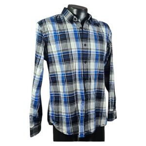 Express fitted button up